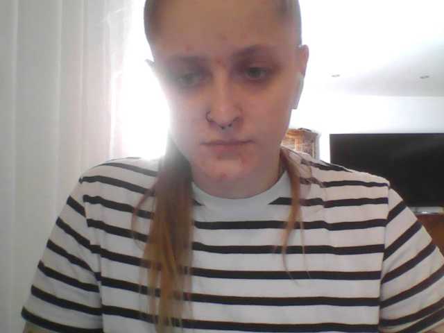 le modèle LeaSweet est en webcam porno dans un show sur le site bongacams, il possède les tags suivants: White/Caucasian,Blonde,Shaved