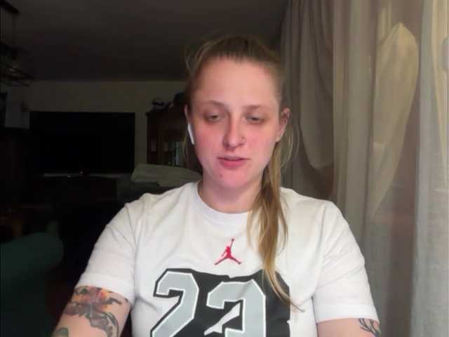 LeaSweet live cam on BongaCams