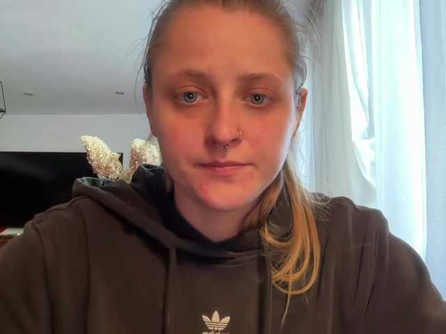 LeaSweet live cam on BongaCams