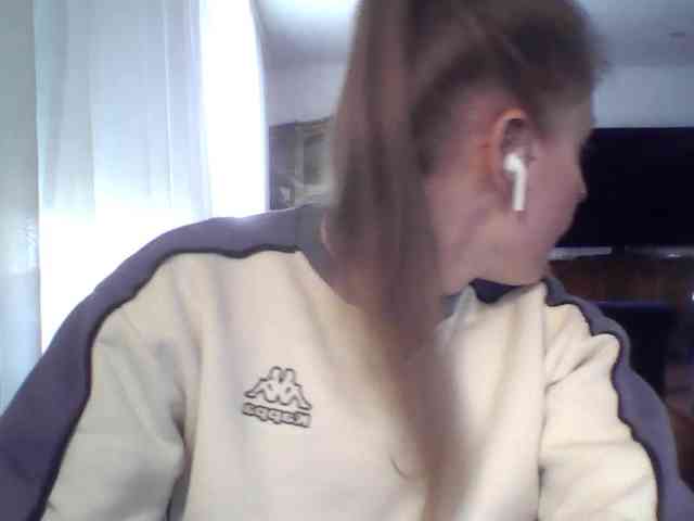 LeaSweet webcam