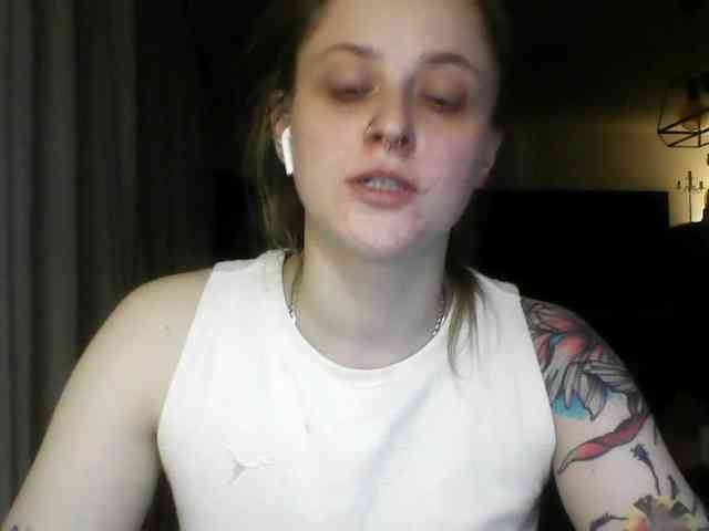 LeaSweet webcam