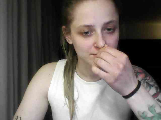 LeaSweet webcam