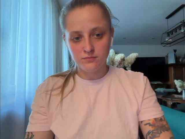 LeaSweet webcam