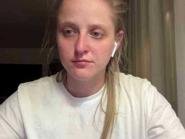 LeaSweet webcam