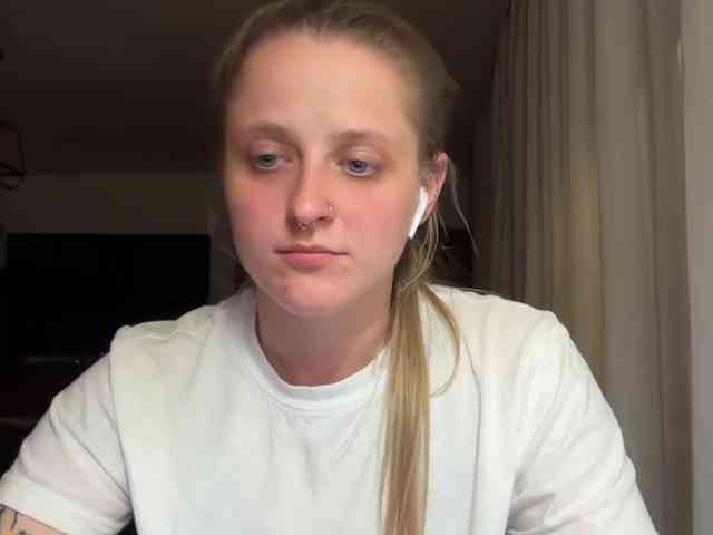 LeaSweet webcam