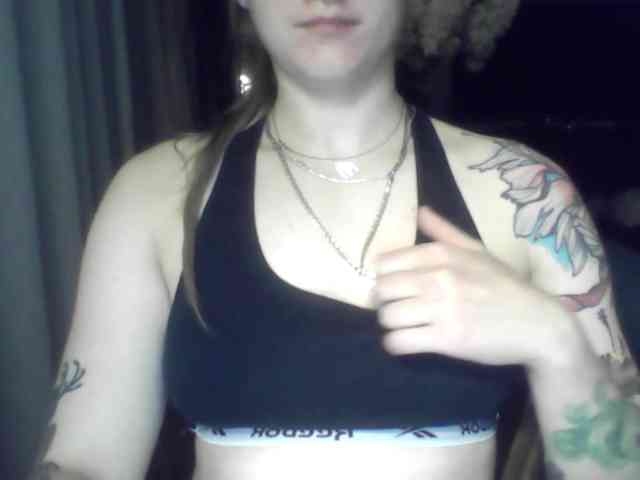 LeaSweet webcam