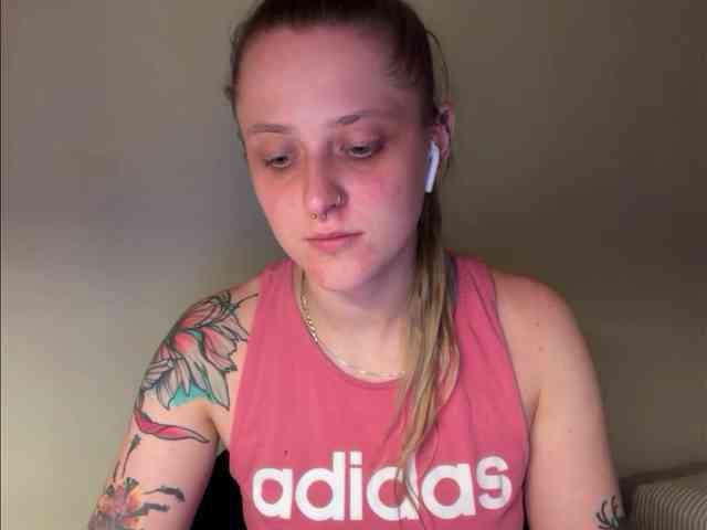 LeaSweet webcam