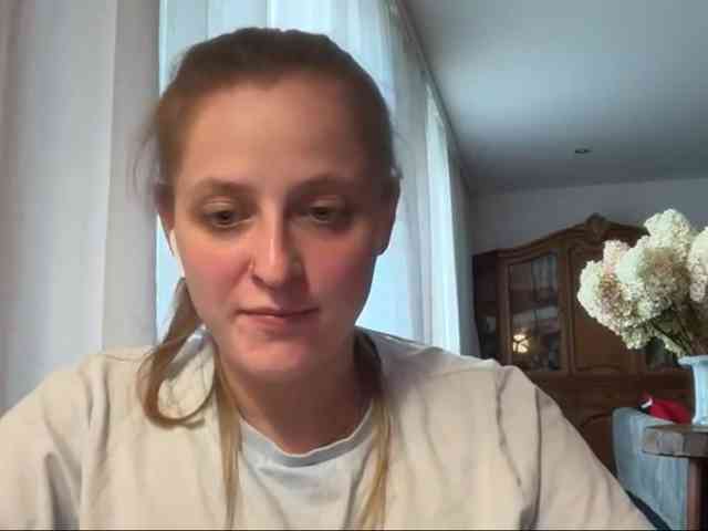 LeaSweet webcam