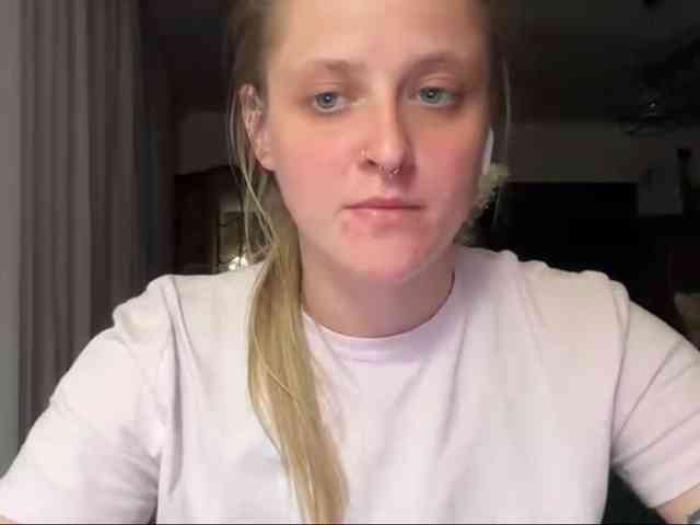 LeaSweet webcam