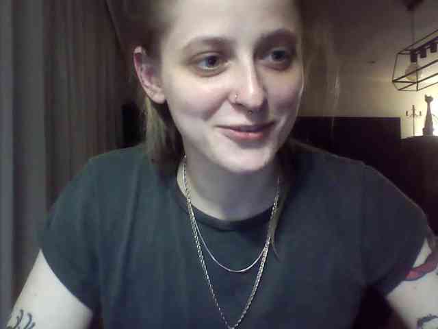 LeaSweet webcam