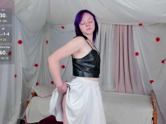 Crazykitta live cam on BongaCams