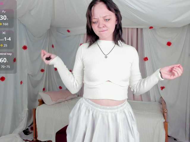 Crazykitta live cam on BongaCams