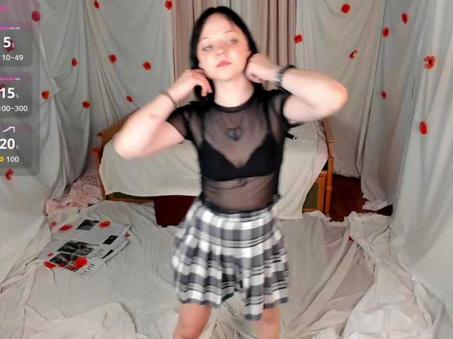 Crazykitta live cam on BongaCams