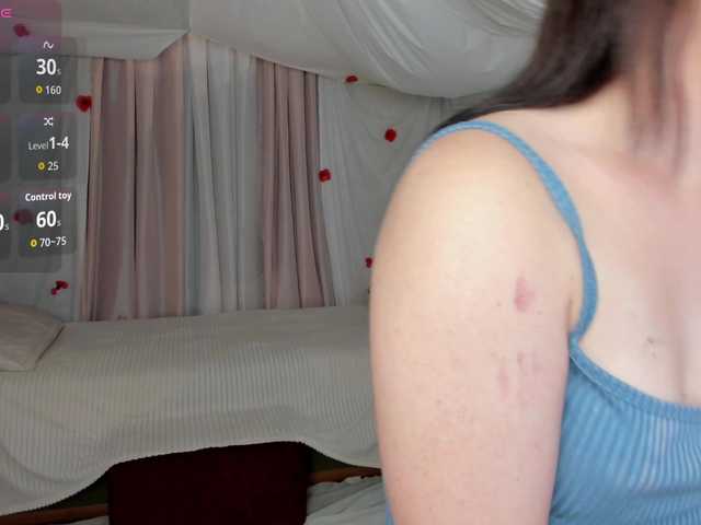 Crazykitta live cam on BongaCams