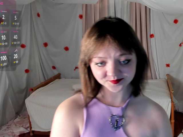 Crazykitta live cam on BongaCams