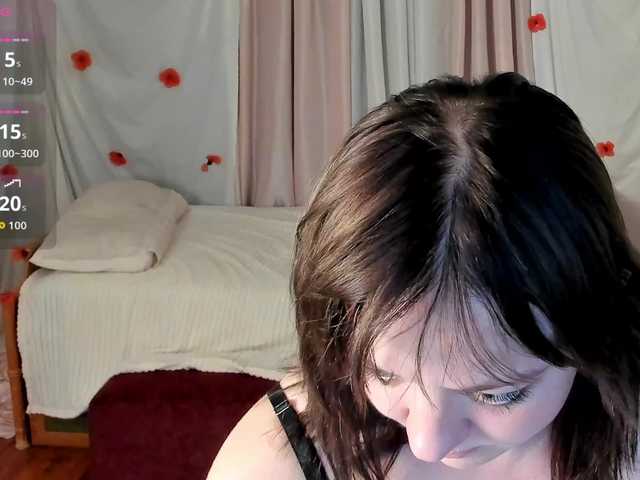 Crazykitta live cam on BongaCams
