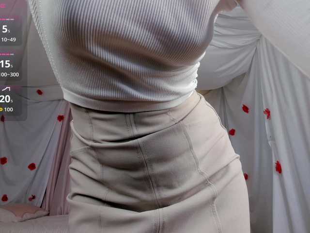 Crazykitta live cam on BongaCams