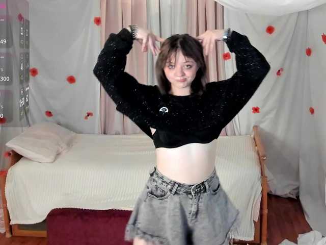 Crazykitta live cam on BongaCams
