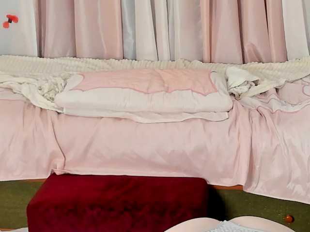 Crazykitta live cam on BongaCams