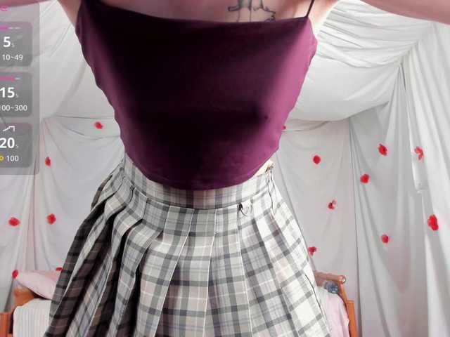 Crazykitta live cam on BongaCams