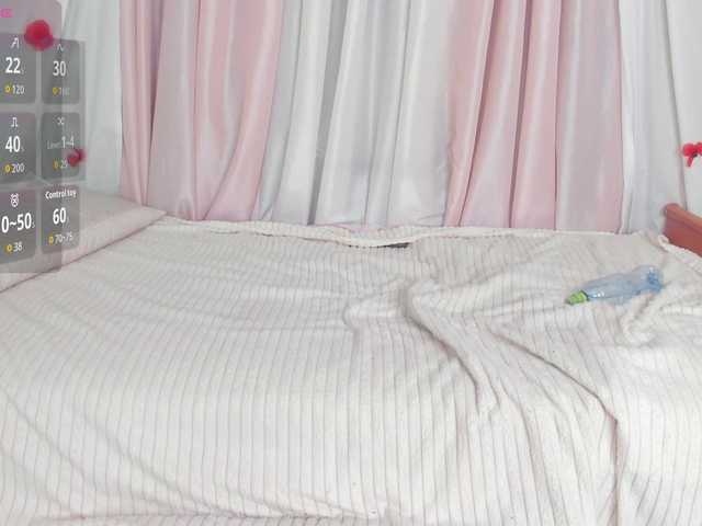 Crazykitta live cam on BongaCams