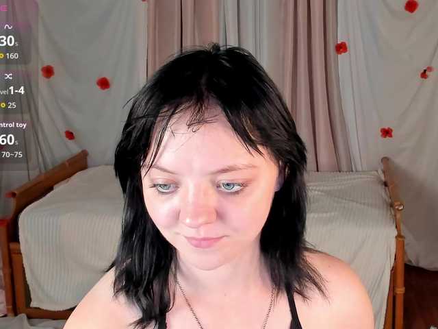 Crazykitta live cam on BongaCams
