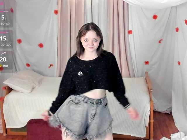 Crazykitta live cam on BongaCams