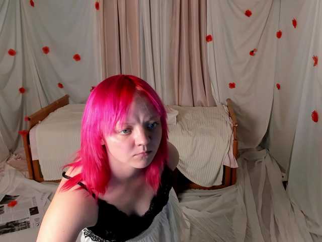 Crazykitta live cam on BongaCams