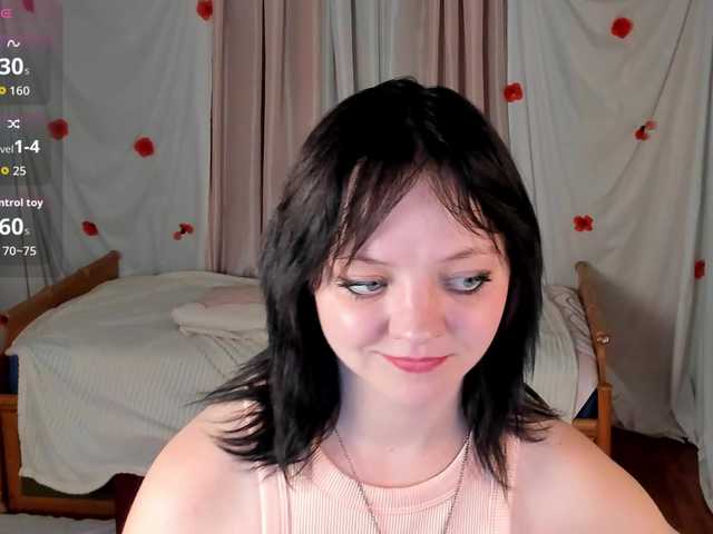 Crazykitta live cam on BongaCams