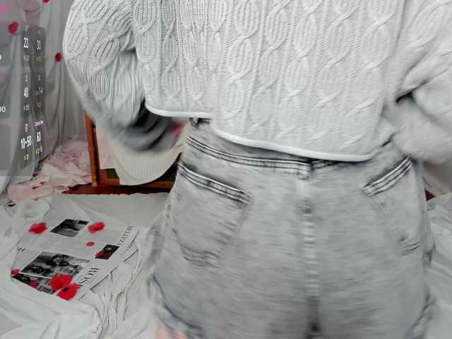 Crazykitta live cam on BongaCams