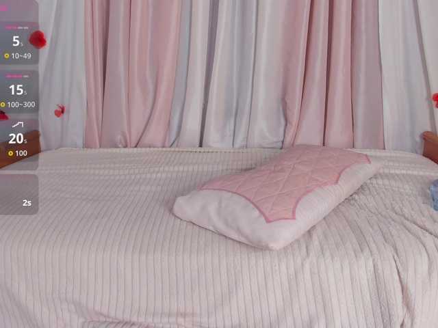 Crazykitta live cam on BongaCams