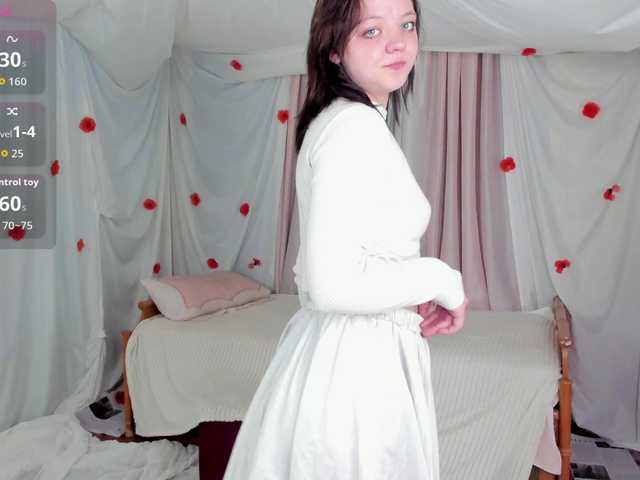 Crazykitta live cam on BongaCams