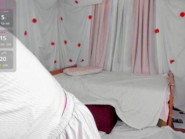 Crazykitta live cam on BongaCams
