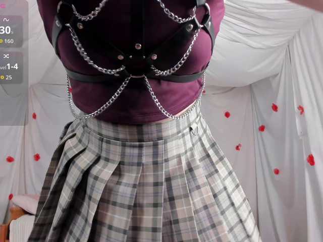 Crazykitta live cam on BongaCams
