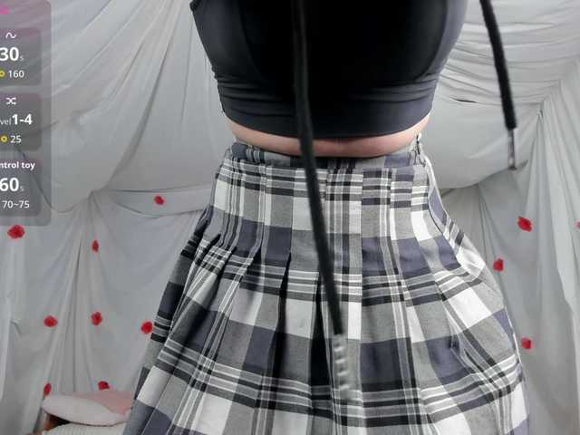Crazykitta live cam on BongaCams