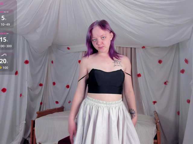 Crazykitta live cam on BongaCams