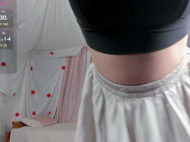 Crazykitta live cam on BongaCams