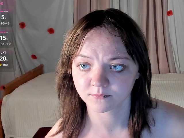 Crazykitta live cam on BongaCams