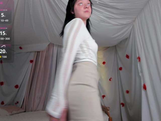 Crazykitta live cam on BongaCams