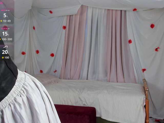 Crazykitta live cam on BongaCams