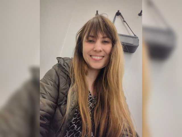 Kozanurka live cam on BongaCams