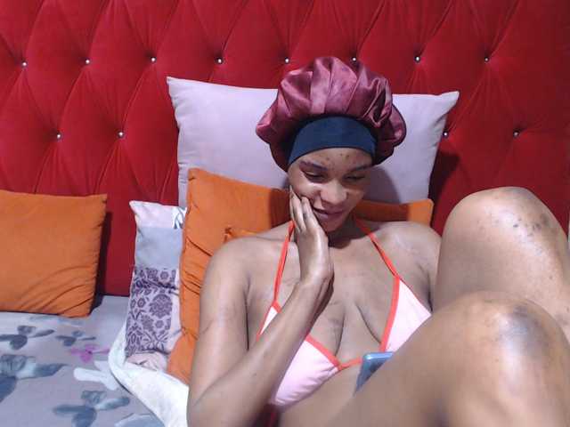 Reallylisavibes25 live cam preview