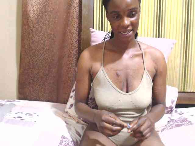 Reallylisavibes25 webcam