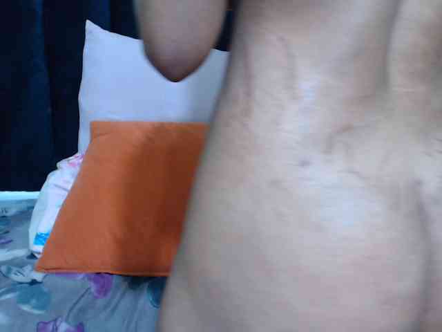 Reallylisavibes25 webcam
