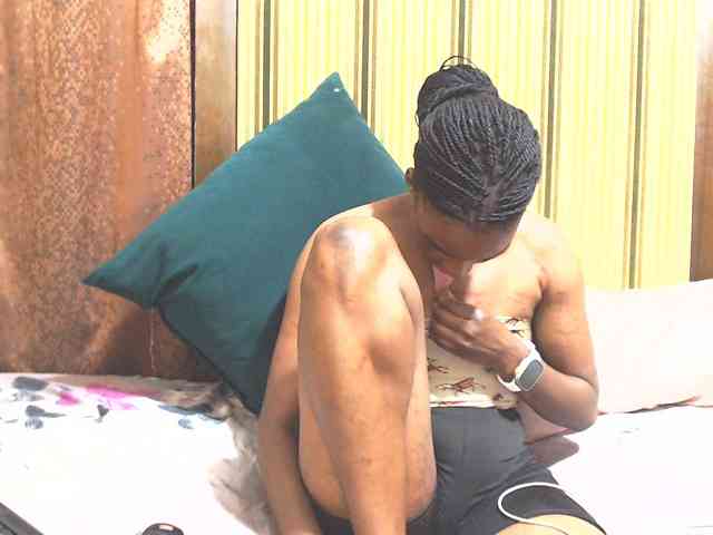Reallylisavibes25 webcam