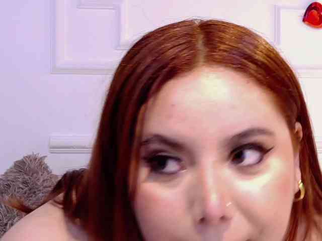 NoaBlossom Live Webcam on BongaCams
