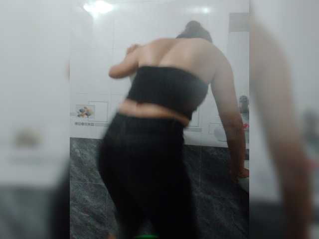 Sophia8 live cam on BongaCams