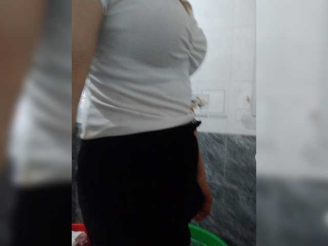 Sophia8 live cam on BongaCams