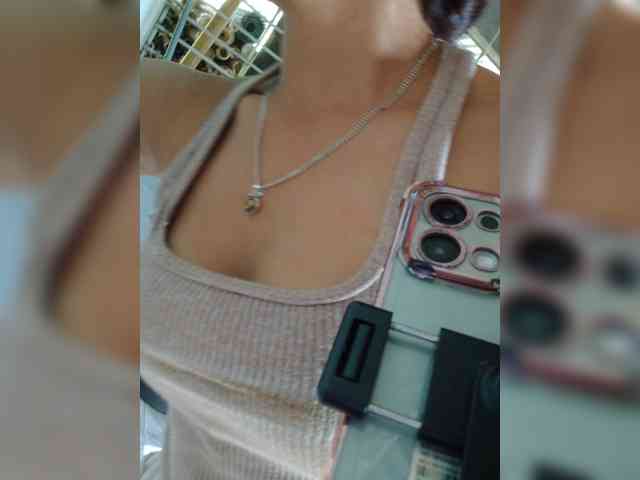Sophia8 webcam