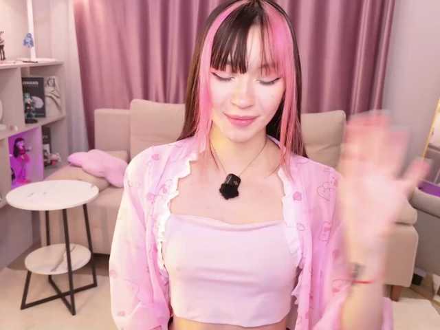 MiiyaCute live cam on BongaCams